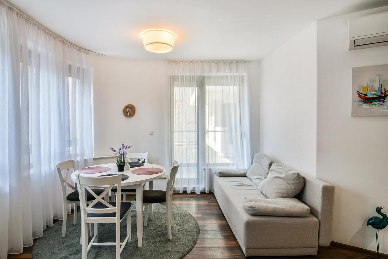 Varna Beach Flat 1 ภายนอก รูปภาพ